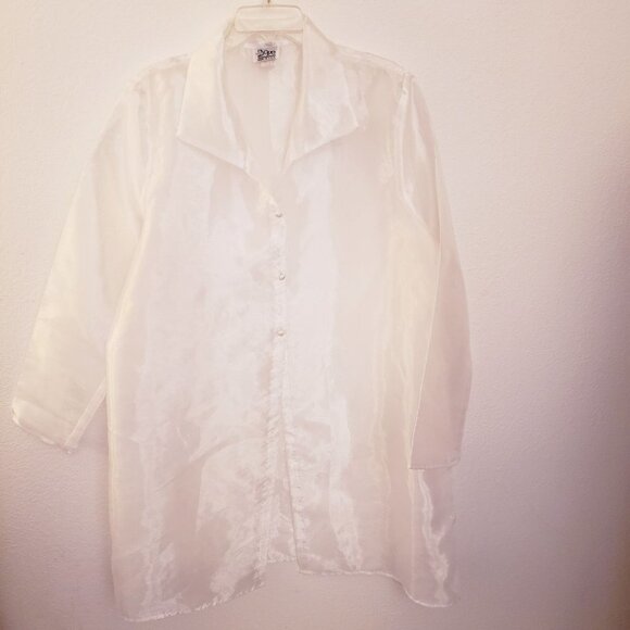 Dove Tops - Dove Vintage White Sheer Oversized Shirt/Duster Relaxed Fit Size 1X EUC